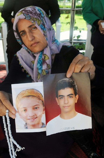 Aileler BDPyi bastı PKK açıklama yaptı