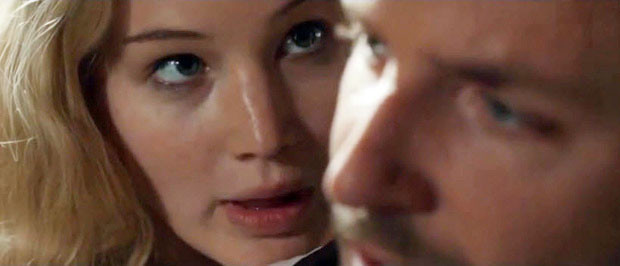 Jennifer Lawrence ile Bradley Cooper bu kez daha samimi