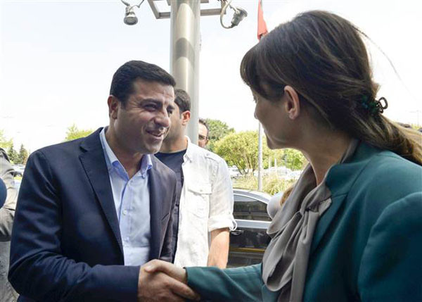 HDP Eş Başkanı Selahattin Demirtaş: AK Parti ile koalisyon seçeneğimiz yok