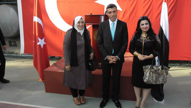 IŞİD Türk Konsolosluğuna saldırıp çalışanları kaçırdı