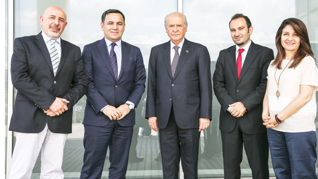 MHP lideri Bahçeli: Saraydan çık 1071e gel