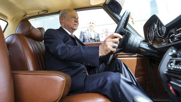 MHP lideri Bahçeli: Saraydan çık 1071e gel