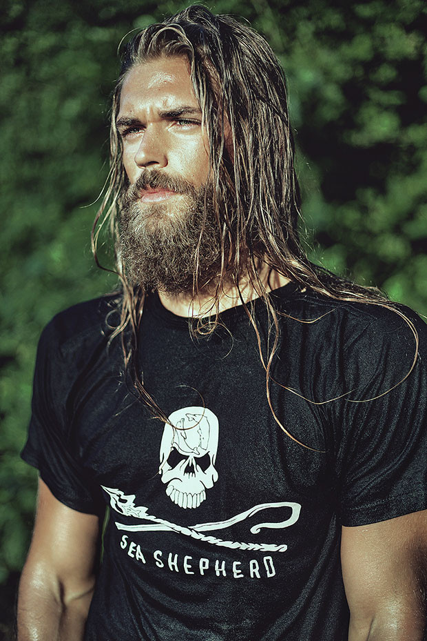 ‘Sakallı Brad Pitt’ Ben DahlhausTürk’ün dünyaya armağanı