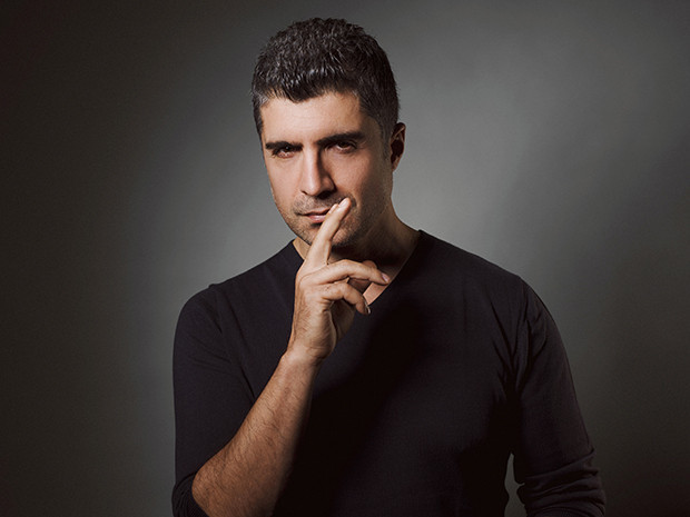 Özcan Deniz: Aşk konusunda şanslı değilim