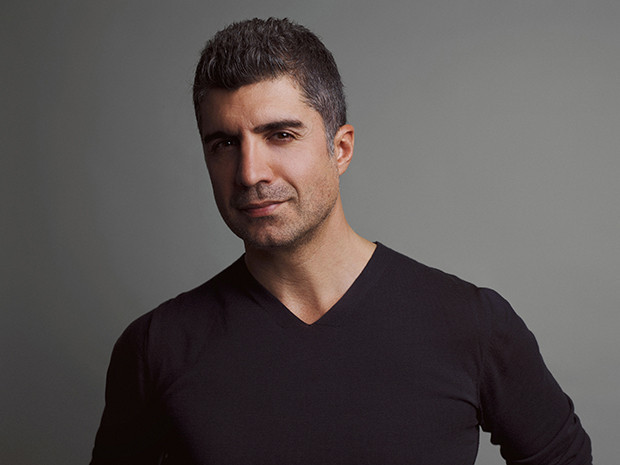 Özcan Deniz: Aşk konusunda şanslı değilim