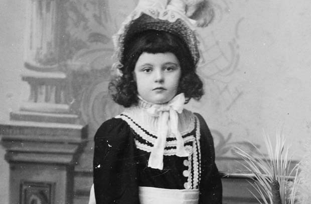 Eski fotoğraflarda nedenkimse gülümsemez