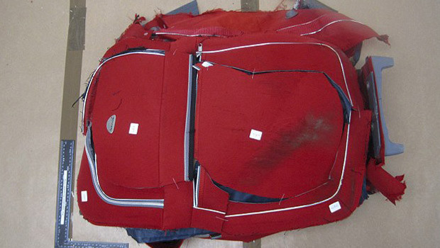 Karısını önce öldürdü sonra kıyafetlerini giydi