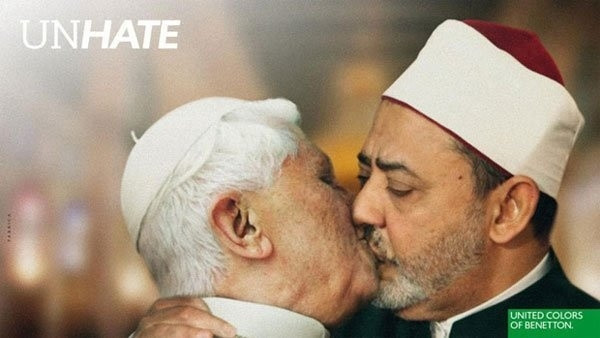 Pornografi mi reklam mı