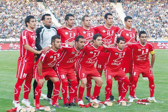 Yel yatar, tufan yatar, yatmaz Tractor bayrağı