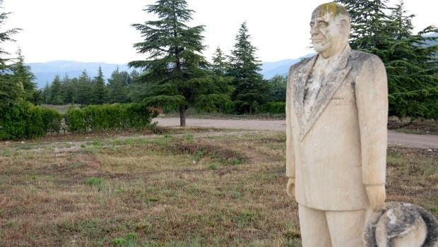 Demirel için anıtmezar yapımına devam ediliyor