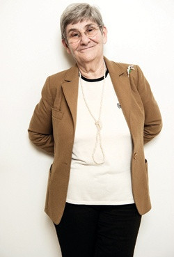 /images/100/0x0/55ea7fd9f018fbb8f883f929