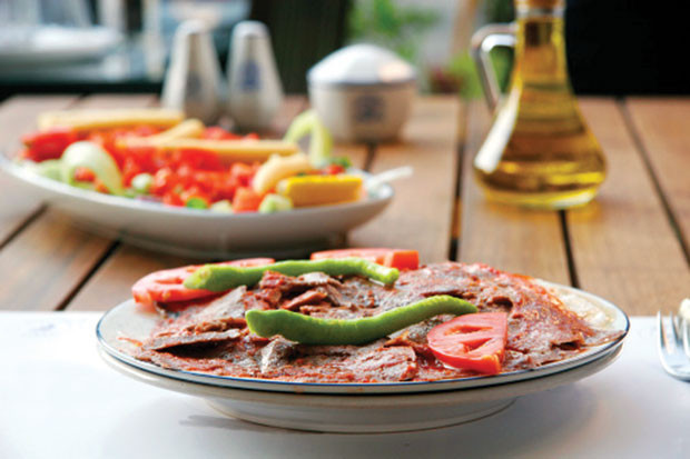 Hem tarihe doyalım hem kebaba