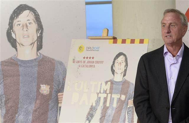 Cruyff: Barcelonayı böyle görmek üzücü