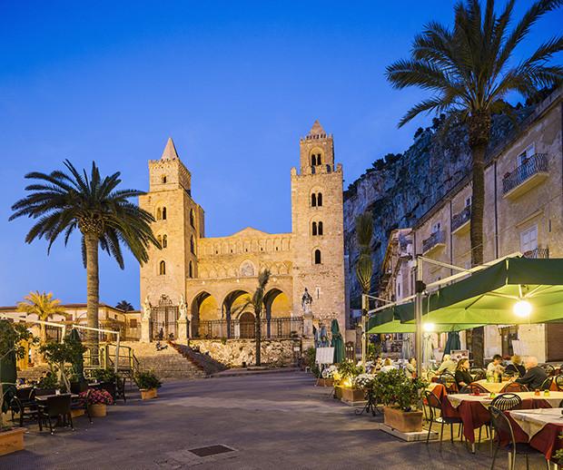 Mustafa Alabora: Karl Marx Londra’da bana ‘Kapital’in eleştirisini anlatsın