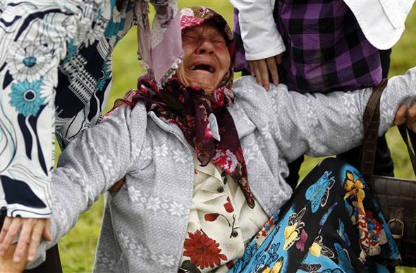 Srebrenitsada 19 yıldır dinmeyen acı