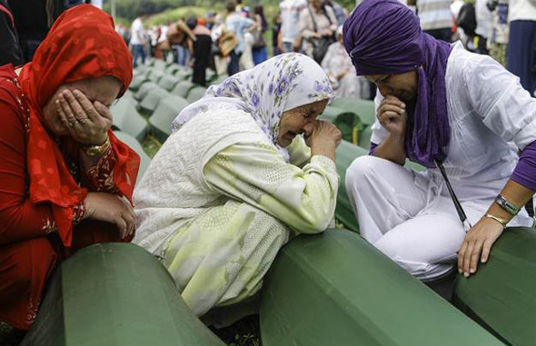 Srebrenitsada 19 yıldır dinmeyen acı