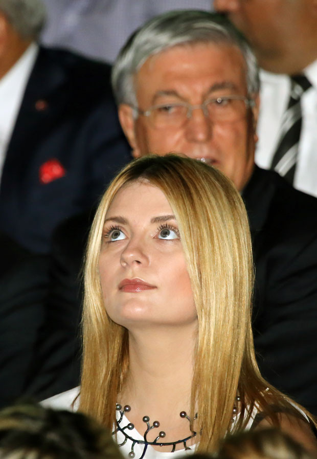 Mischa Barton jet lag oldu