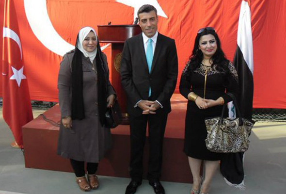 Murat Özçelik: Irakta seyirciyiz