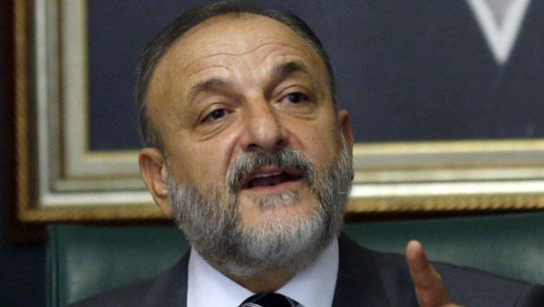 Putinin tebrik telefonuna CHP ve MHPden tepki