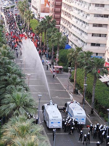 Soma protestosuna TOMAlı müdahale