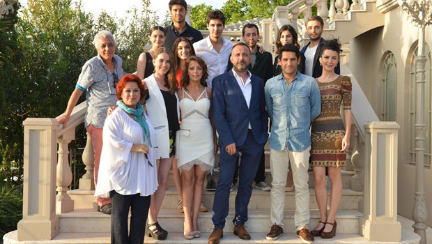 Yazın Öyküsü ilk bölümüyle sosyal medyayı salladı