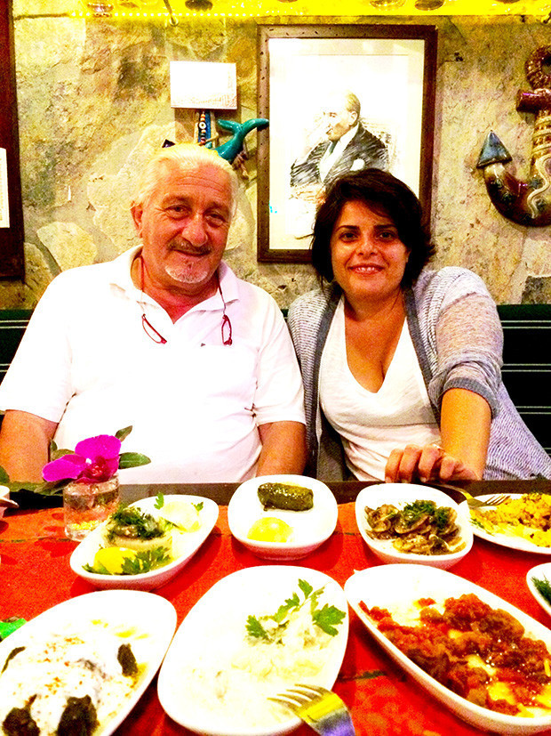 Ada sahillerinde bekliyorum