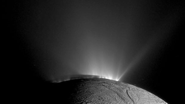 Uzayda yaşamın sırrı çözülüyor