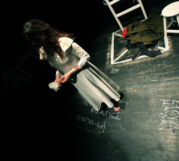 Hayal Perdesi dünyaya açılıyor