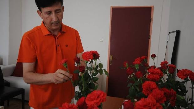 Vazo çiçeklerinin ömrünü uzatan hayat iksiri