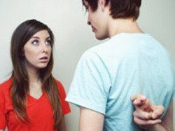 Kadınlar mı daha büyük yalancı yoksa erkekler mi