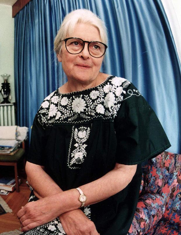 İoanna Kuçuradi: Dünyamızı insanoğlu insanlar ayakta tutuyor