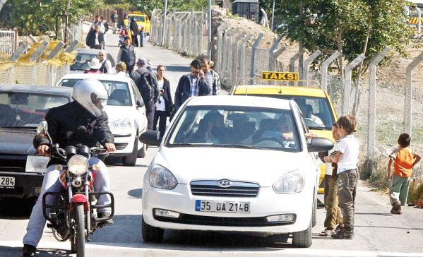 İzmir’de 7 bin Suriyeli sokakta yaşıyor