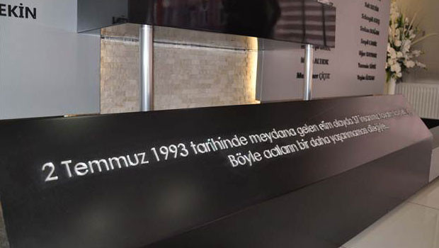22nci yılında Madımak anması