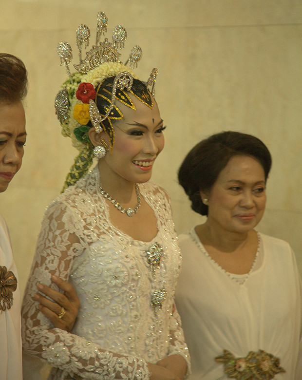 Başka olur Cakarta düğünü