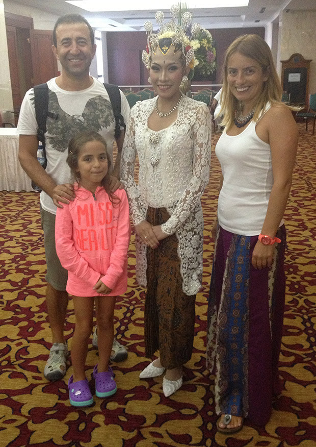 Başka olur Cakarta düğünü