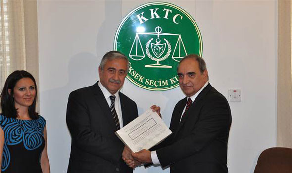 KKTCnin yeni lideri Akıncı: Cumhurbaşkanı Erdoğanla Türkiye ziyaretini konuştuk