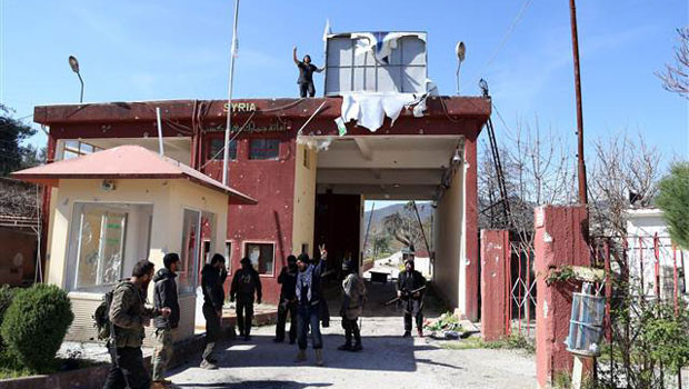 Türkiye sınır ihlali yapan Suriye uçağını düşürdü