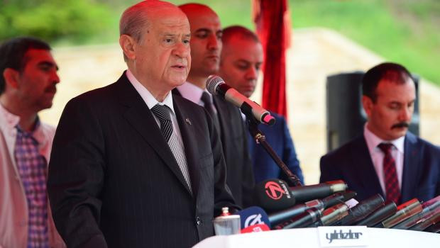 Bahçeli: Başkaları ikbal peşinde koşarken, şehitlerimiz hak, hakikat yolundan hiç ayrılmadı