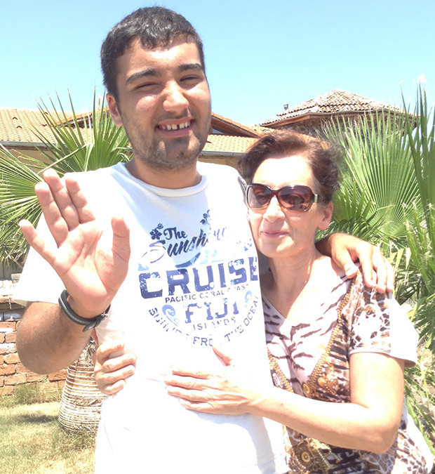 Bir annenin isyanı:  Adamlarda telaş, kaygı yokrahatça dövüyorlar çocuğumu