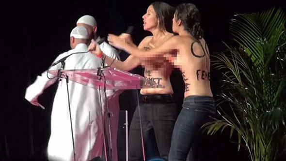 FEMENden konferans baskını