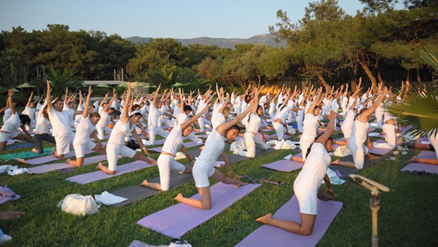 Bayram tatilinde yoga yapacaklar