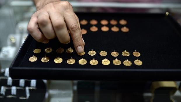 Altın fiyatları yükselince, çare hediyelik çeyrek oldu