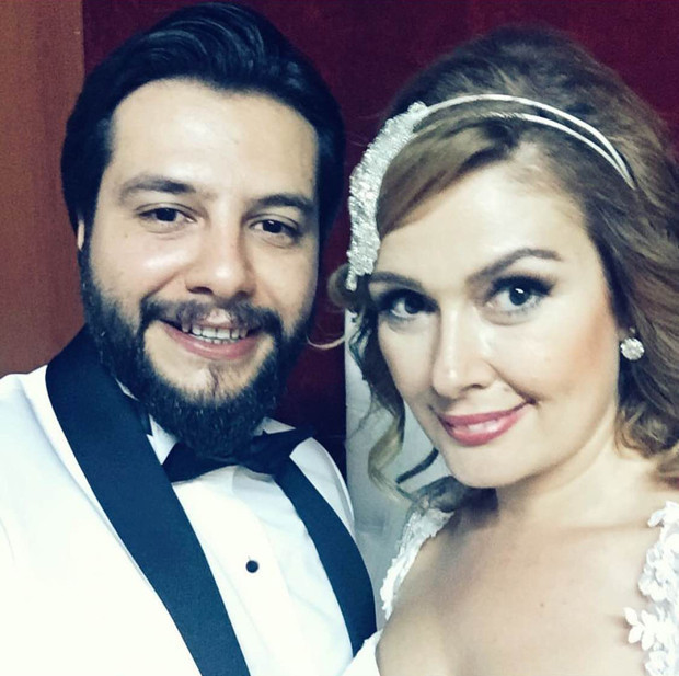 Zeynep Gülmez ile Tolga Güleryüz evlendi