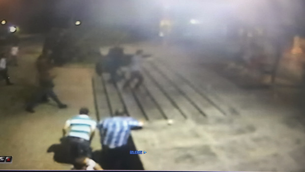 Hürriyete çirkin saldırıya CHP ve MHPden tepki