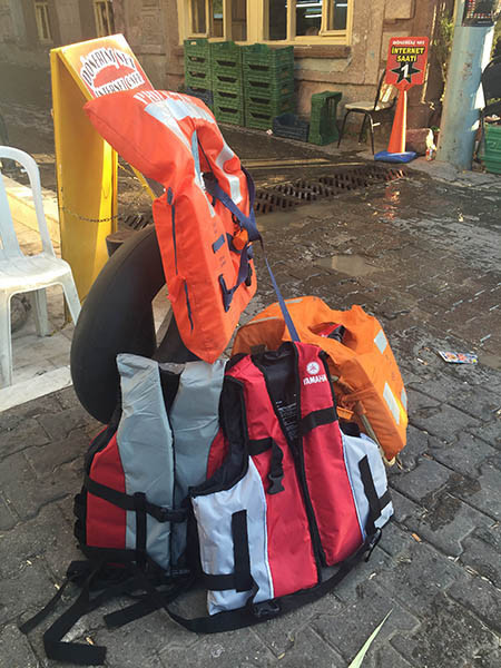 Can değil ölüm yeleği