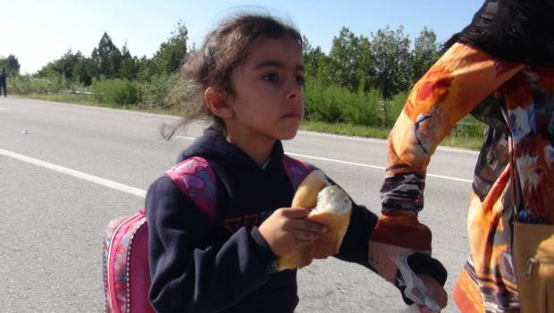 Suriyeliler Avrupa’ya gitmek için Edirneye akın etti