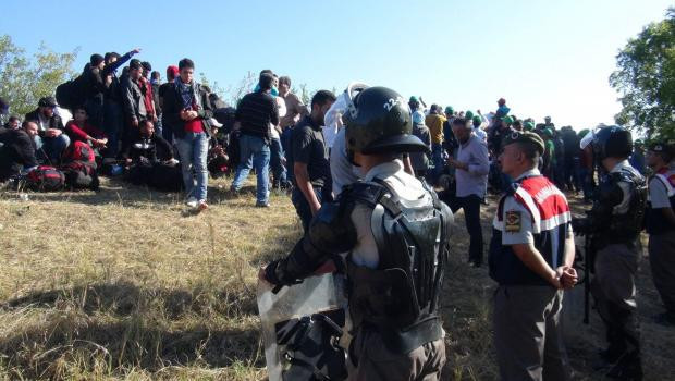 Suriyeliler Avrupa’ya gitmek için Edirneye akın etti