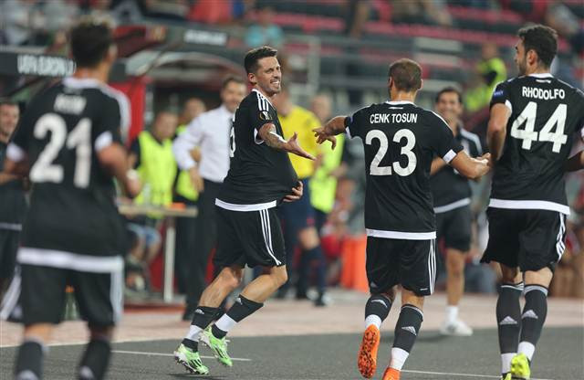 Şenol Güneşten Quaresmaya eleştiri