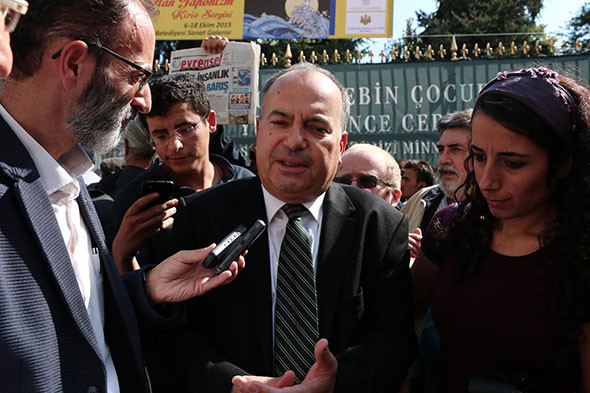 Gazeteciler baskı ve saldırılara karşı yürüdü