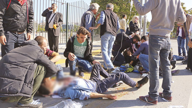 Ankara tren garı önünde patlama: 95 ölü, 48i ağır 246 yaralı